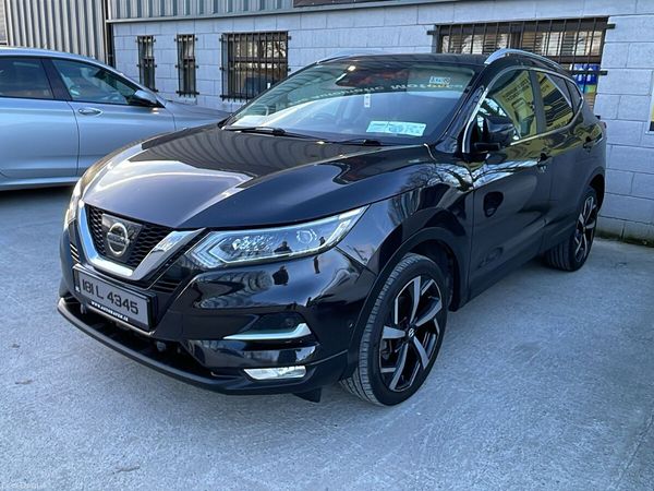 Nissan Qashqai Hatchback, Diesel, 2018, Black