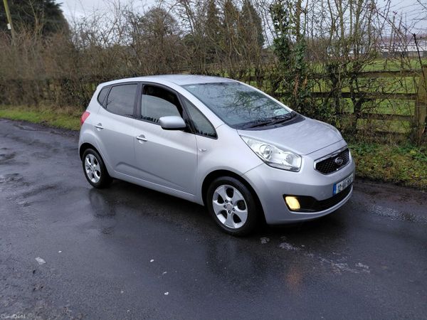 Kia Venga MPV, Diesel, 2012, Silver