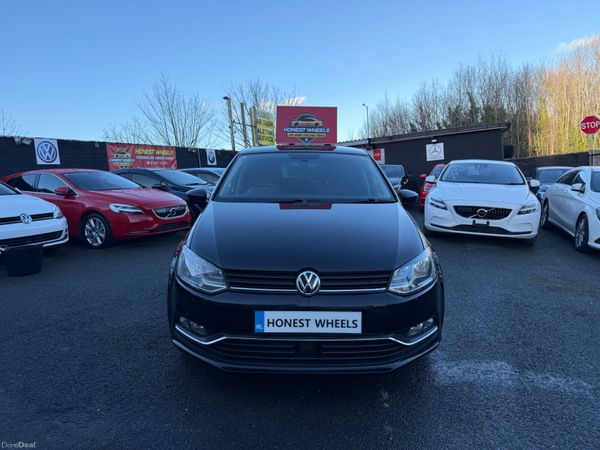 Volkswagen Polo Hatchback, Petrol, 2015, Black