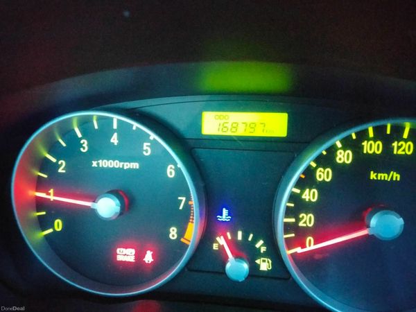 Hyundai Accent Saloon, Petrol, 2007, Silver