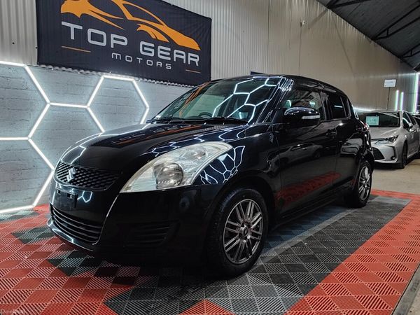 Suzuki Swift Hatchback, Petrol, 2013, Black