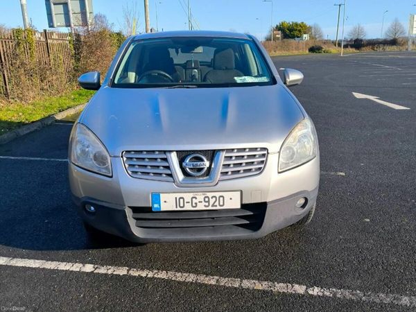 Nissan Qashqai Hatchback, Diesel, 2010, Silver