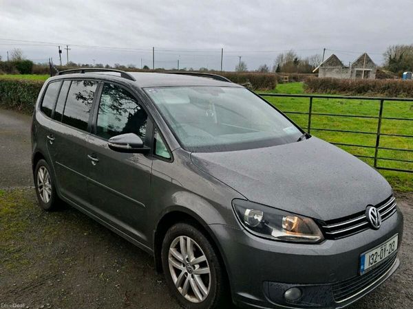 Volkswagen Touran MPV, Diesel, 2013, Grey