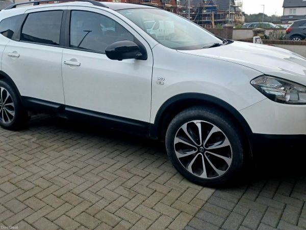 Nissan Qashqai+2 MPV, Diesel, 2014, White