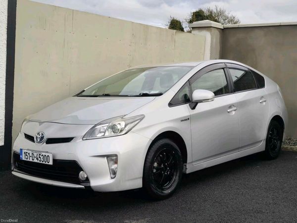 Toyota Prius Hatchback, Petrol Hybrid, 2015, Silver