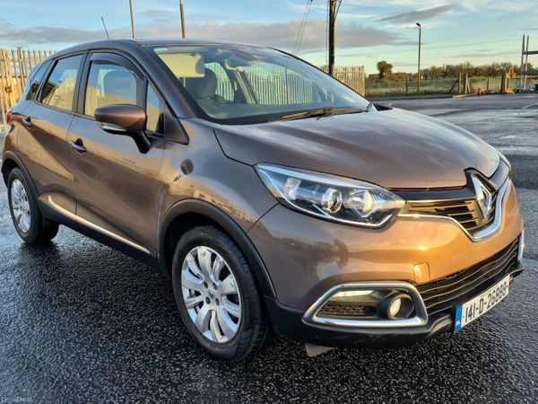 Renault Captur Hatchback, Diesel, 2014, Brown
