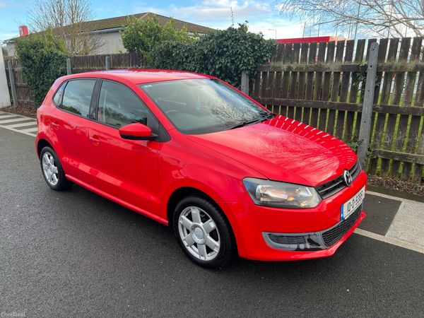 Volkswagen Polo Hatchback, Petrol, 2010, Red