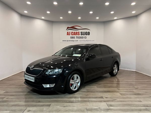 Skoda Octavia Hatchback, Diesel, 2016, Black