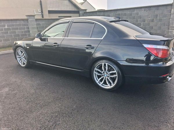 BMW 5-Series Saloon, Diesel, 2010, Black