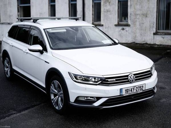 Volkswagen Passat Estate, Diesel, 2019, White