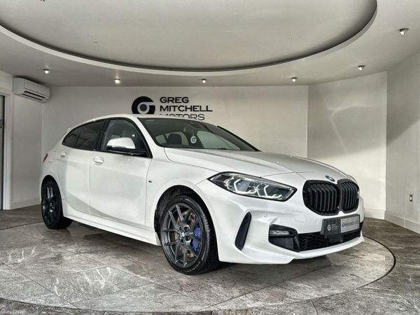 BMW 1-Series Hatchback, Diesel, 2022, White
