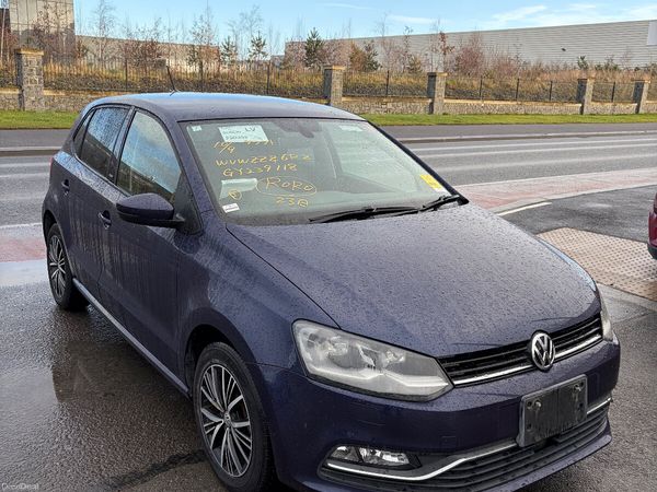 Volkswagen Polo Hatchback, Petrol, 2016, Blue