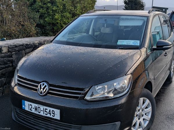 Volkswagen Touran MPV, Diesel, 2012, Black
