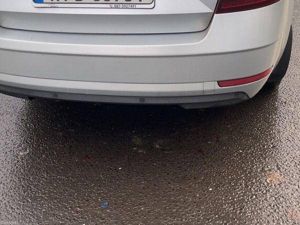 Skoda Octavia Saloon, Petrol, 2017, Grey