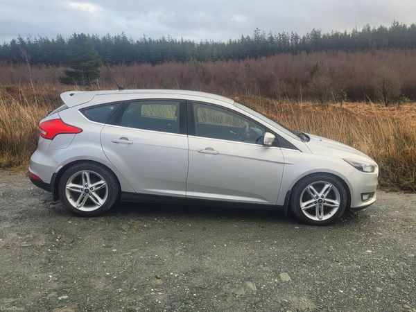 Ford Focus Hatchback, Diesel, 2015, Silver