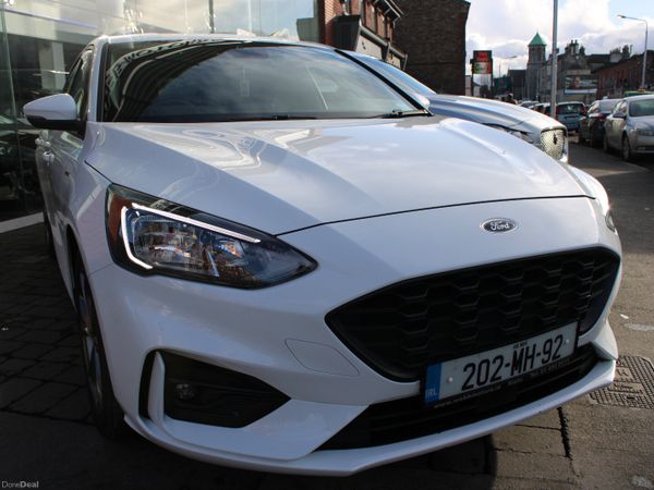 Ford Focus Hatchback, Diesel, 2020, White