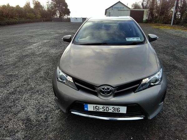 Toyota Auris MPV, Petrol, 2015, Bronze