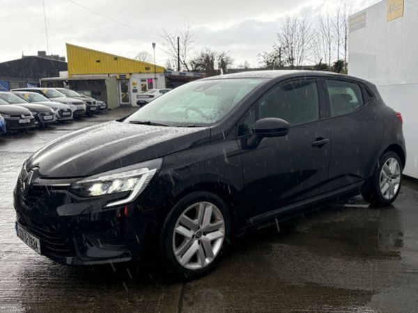 Renault Clio Hatchback, Petrol, 2022, Black