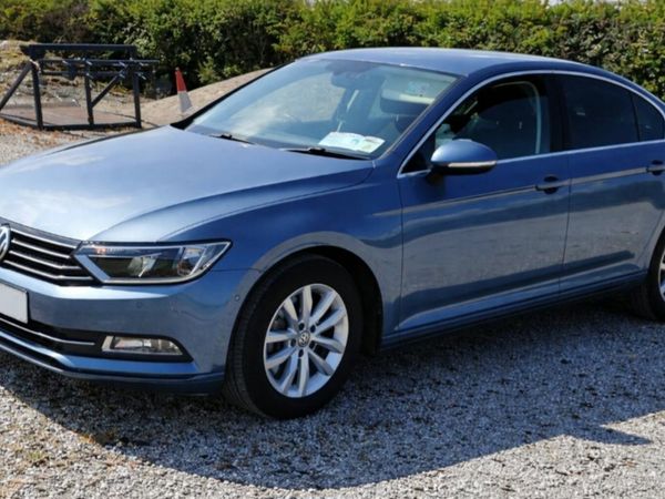 Volkswagen Passat Saloon, Diesel, 2016, Blue