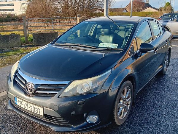 Toyota Avensis Saloon, Diesel, 2013, Black