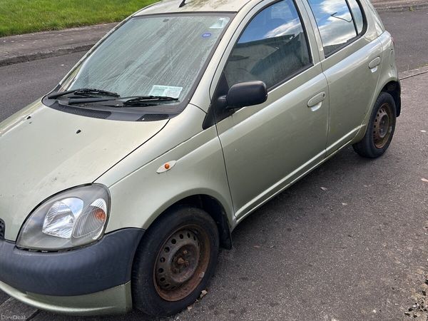 Toyota Yaris Hatchback, Petrol, 2003, Green