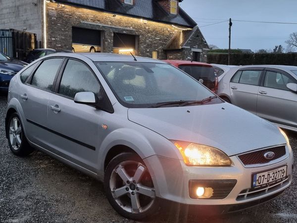 Ford Focus Hatchback, Petrol, 2007, Silver