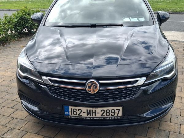 Vauxhall Astra Hatchback, Diesel, 2016, Black