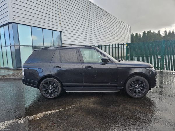 Land Rover Range Rover SUV, Petrol Hybrid, 2021, Red