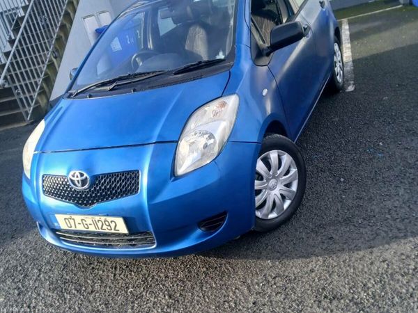 Toyota Yaris Hatchback, Petrol, 2007, Blue
