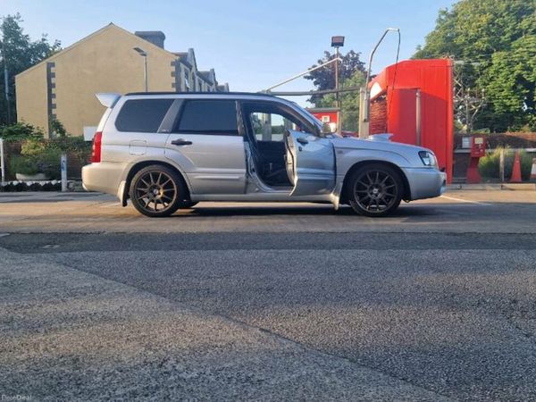 Subaru Forester SUV, Petrol, 2003, Silver