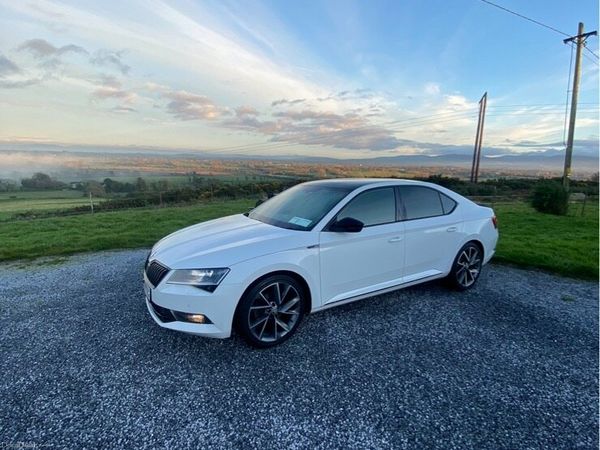 Skoda Superb Saloon, Diesel, 2019, White
