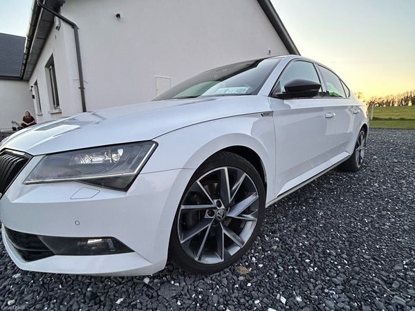 Skoda Superb Saloon, Diesel, 2019, White