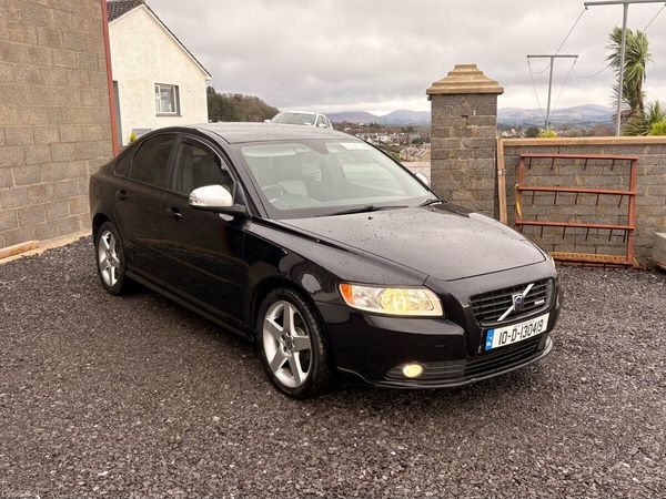 Volvo S40 Saloon, Diesel, 2010, Black