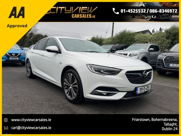 Opel Insignia Hatchback, Petrol, 2019, White