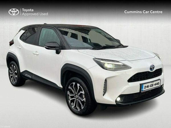 Toyota Yaris Cross Hatchback, Petrol Hybrid, 2024, White