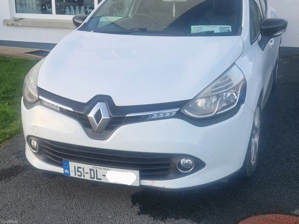 Renault Clio Hatchback, Diesel, 2015, White