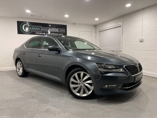 Skoda Superb Hatchback, Diesel, 2019, Grey