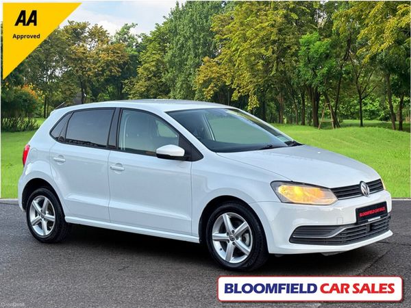 Volkswagen Polo Hatchback, Petrol, 2014, White