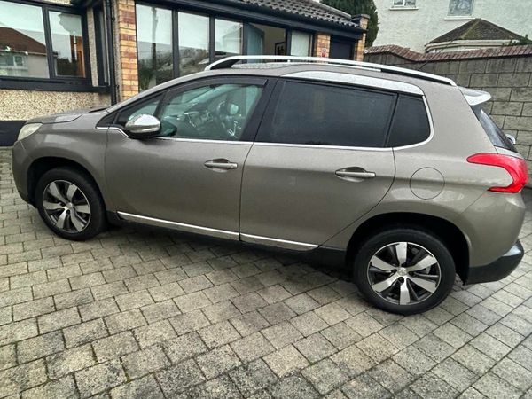 Peugeot 2008 SUV, Diesel, 2015, Grey