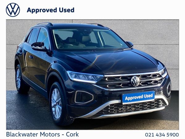 Volkswagen T-Roc SUV, Petrol, 2023, Black