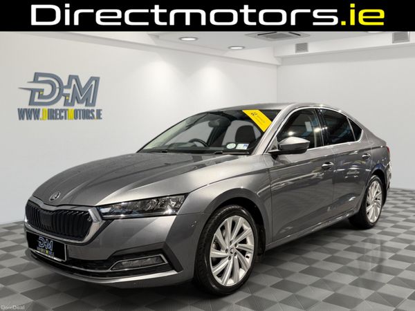Skoda Octavia Hatchback, Petrol, 2023, Grey