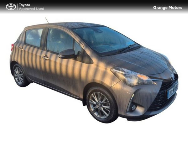 Toyota Yaris Hatchback, Petrol, 2020, Bronze