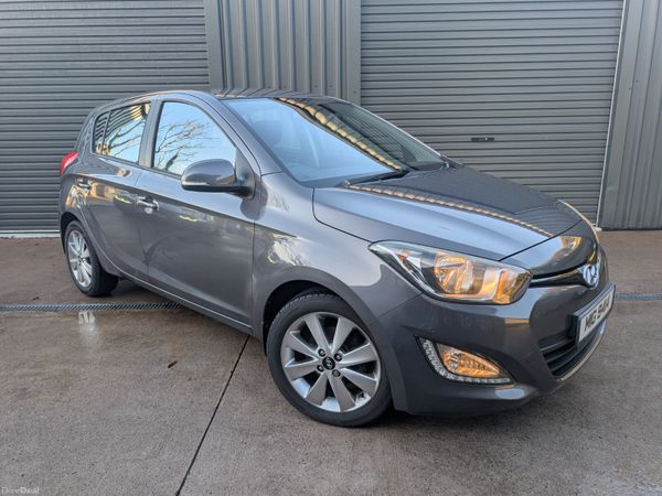 Hyundai i20 Hatchback, Petrol, 2014, Grey
