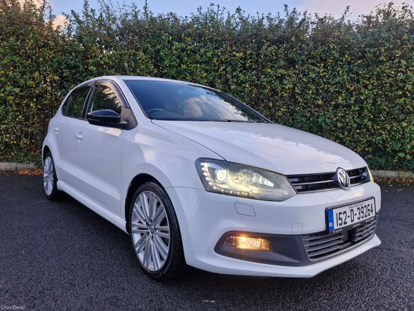 Volkswagen Polo Hatchback, Petrol, 2015, White