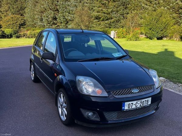 Opel Astra Hatchback, Petrol, 2007, Silver