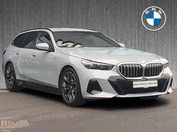 BMW 5-Series Estate, Petrol Plug-in Hybrid, 2025, Grey