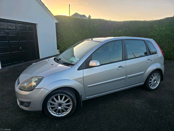 Ford Fiesta Hatchback, Petrol, 2008, Silver