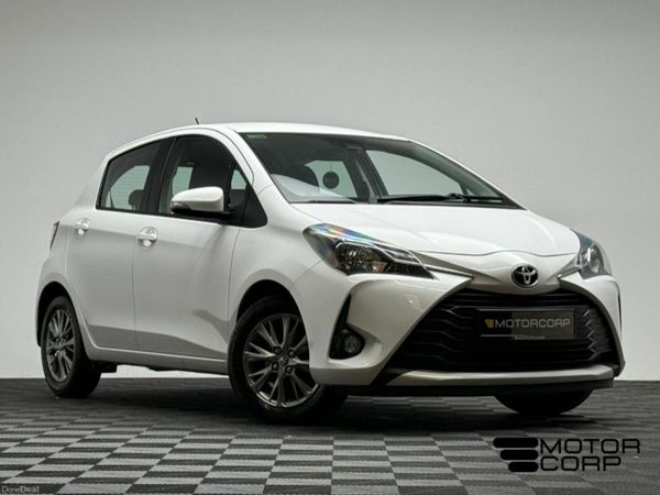Toyota Yaris Hatchback, Petrol, 2018, White