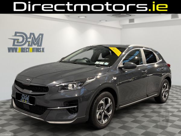 Kia XCeed Hatchback, Petrol, 2020, Grey