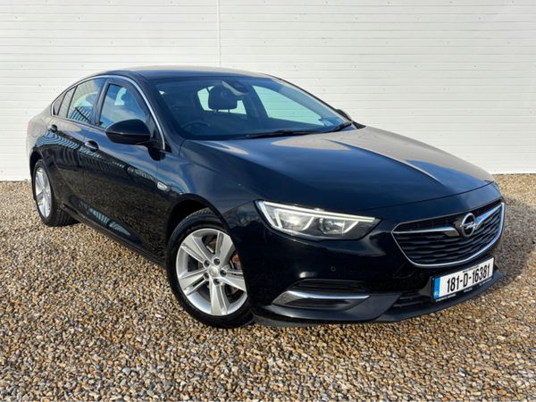 Opel Insignia Hatchback, Diesel, 2018, Black